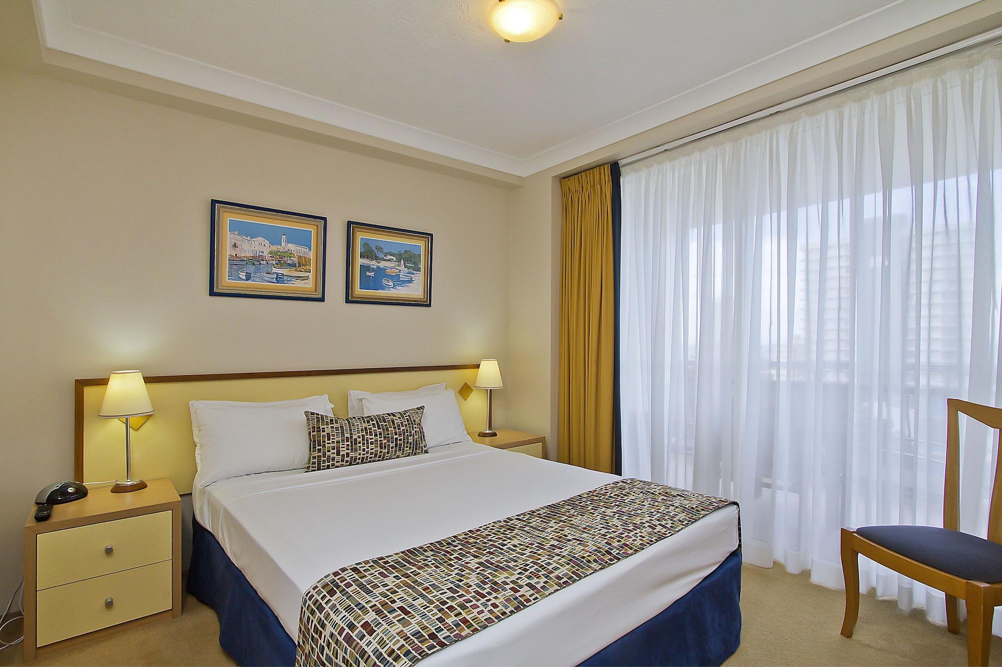 Palazzo Colonnades Aparthotel Gold Coast Exterior photo