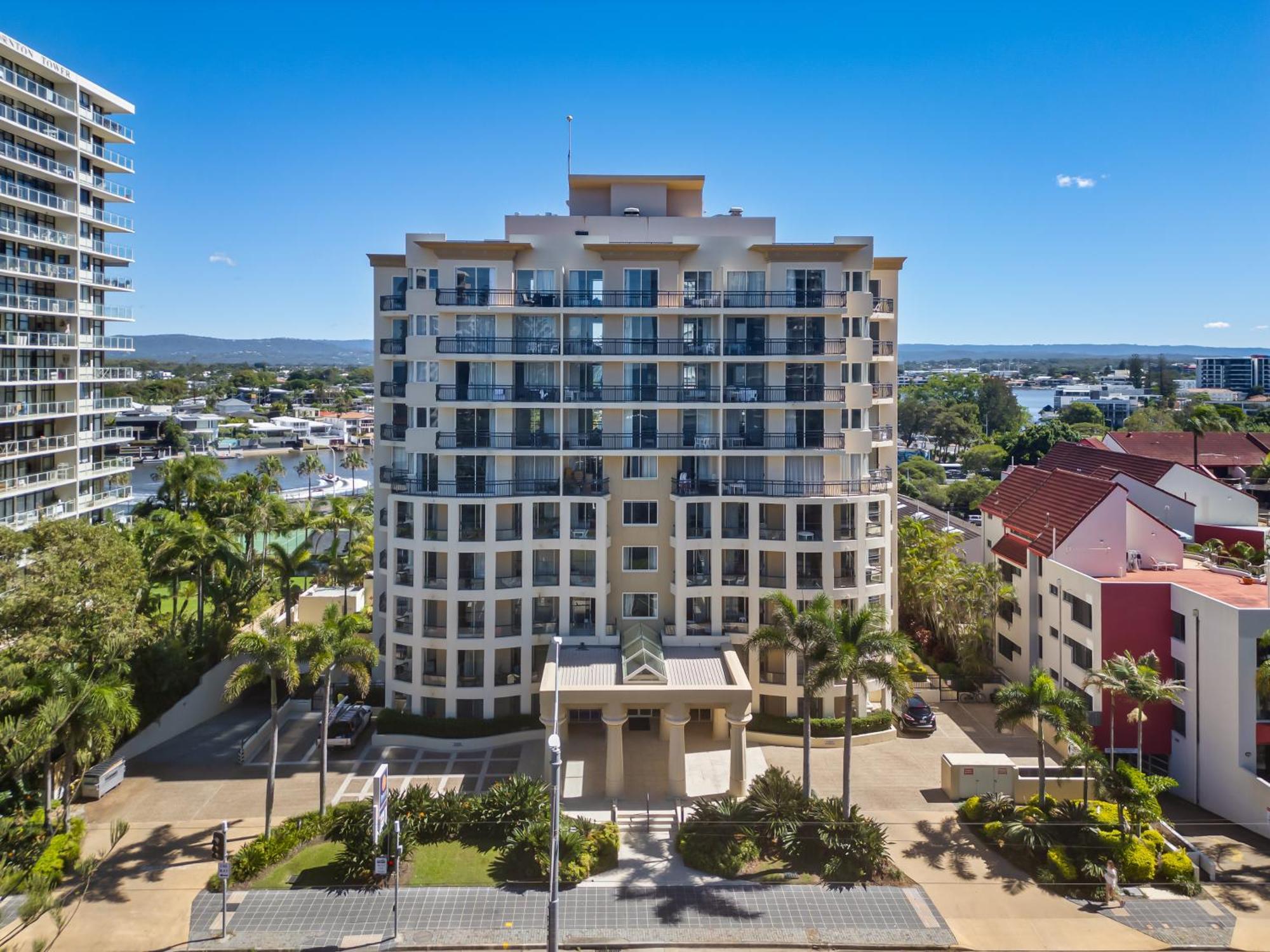 Palazzo Colonnades Aparthotel Gold Coast Exterior photo