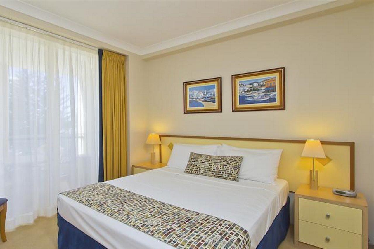 Palazzo Colonnades Aparthotel Gold Coast Exterior photo