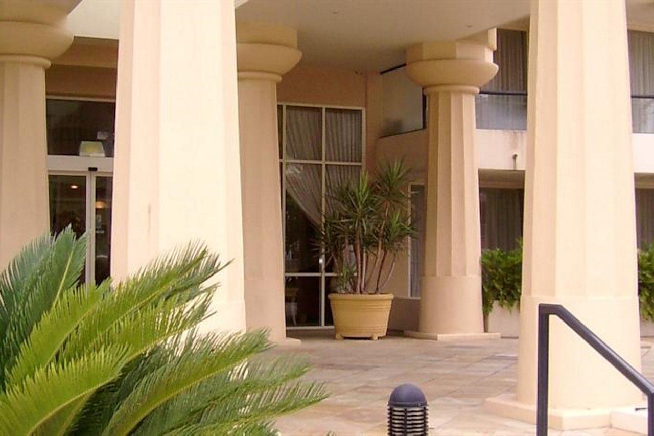 Palazzo Colonnades Aparthotel Gold Coast Exterior photo
