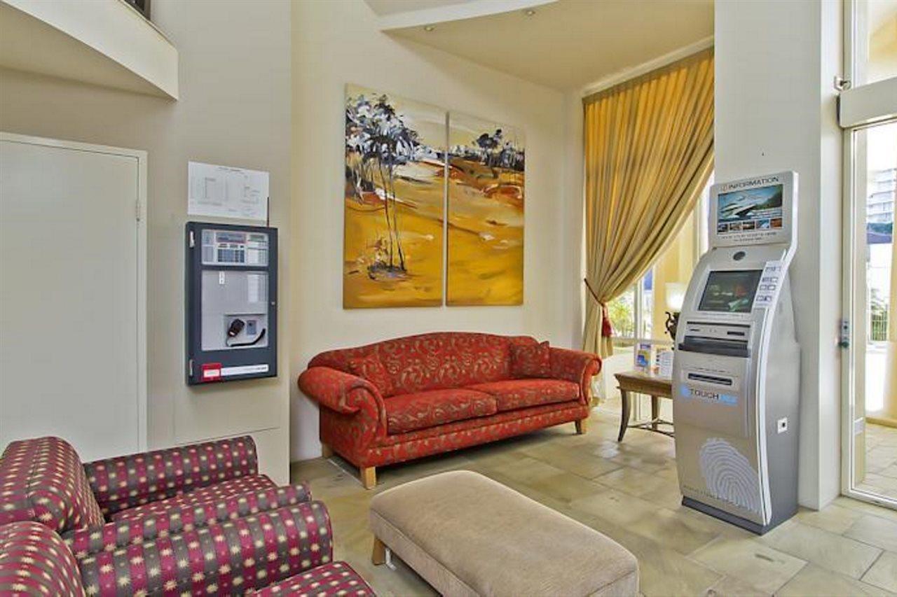 Palazzo Colonnades Aparthotel Gold Coast Exterior photo