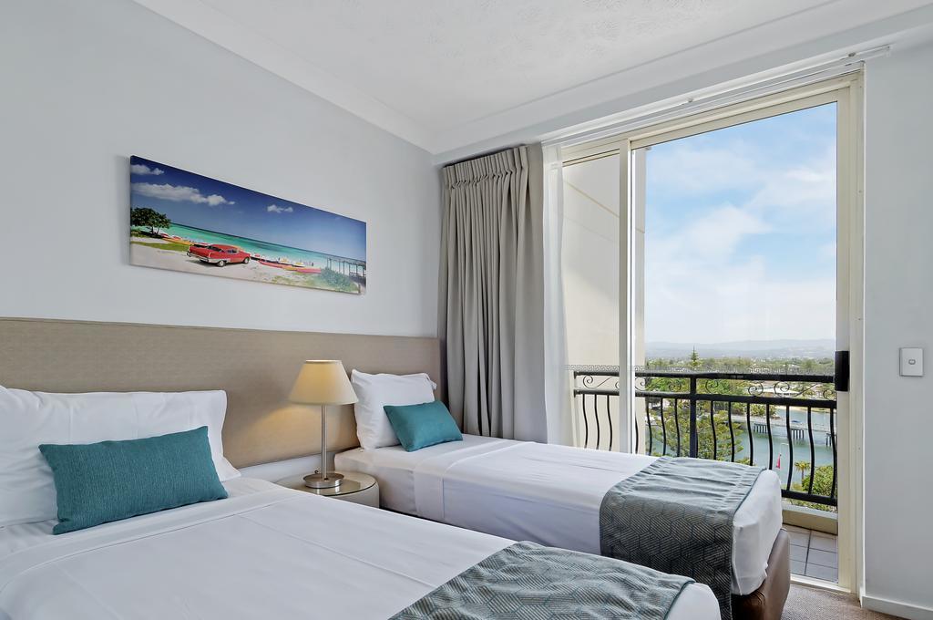 Palazzo Colonnades Aparthotel Gold Coast Room photo
